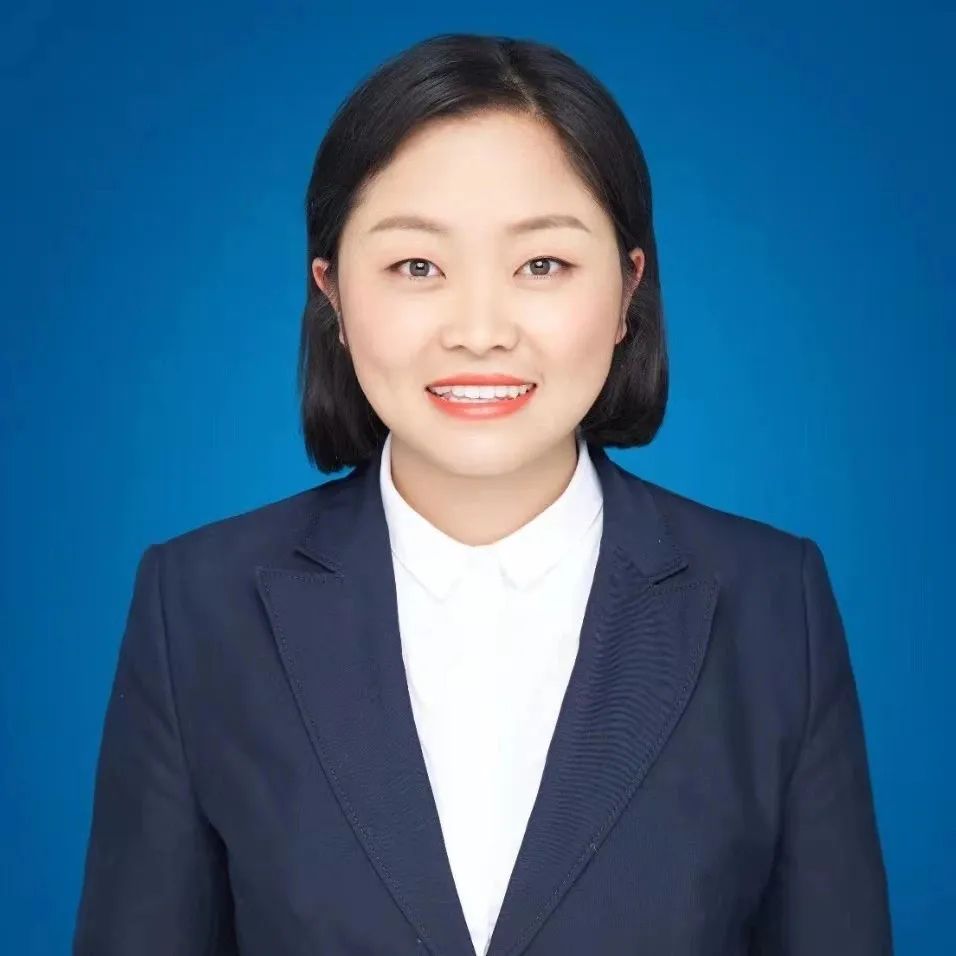 DƬ